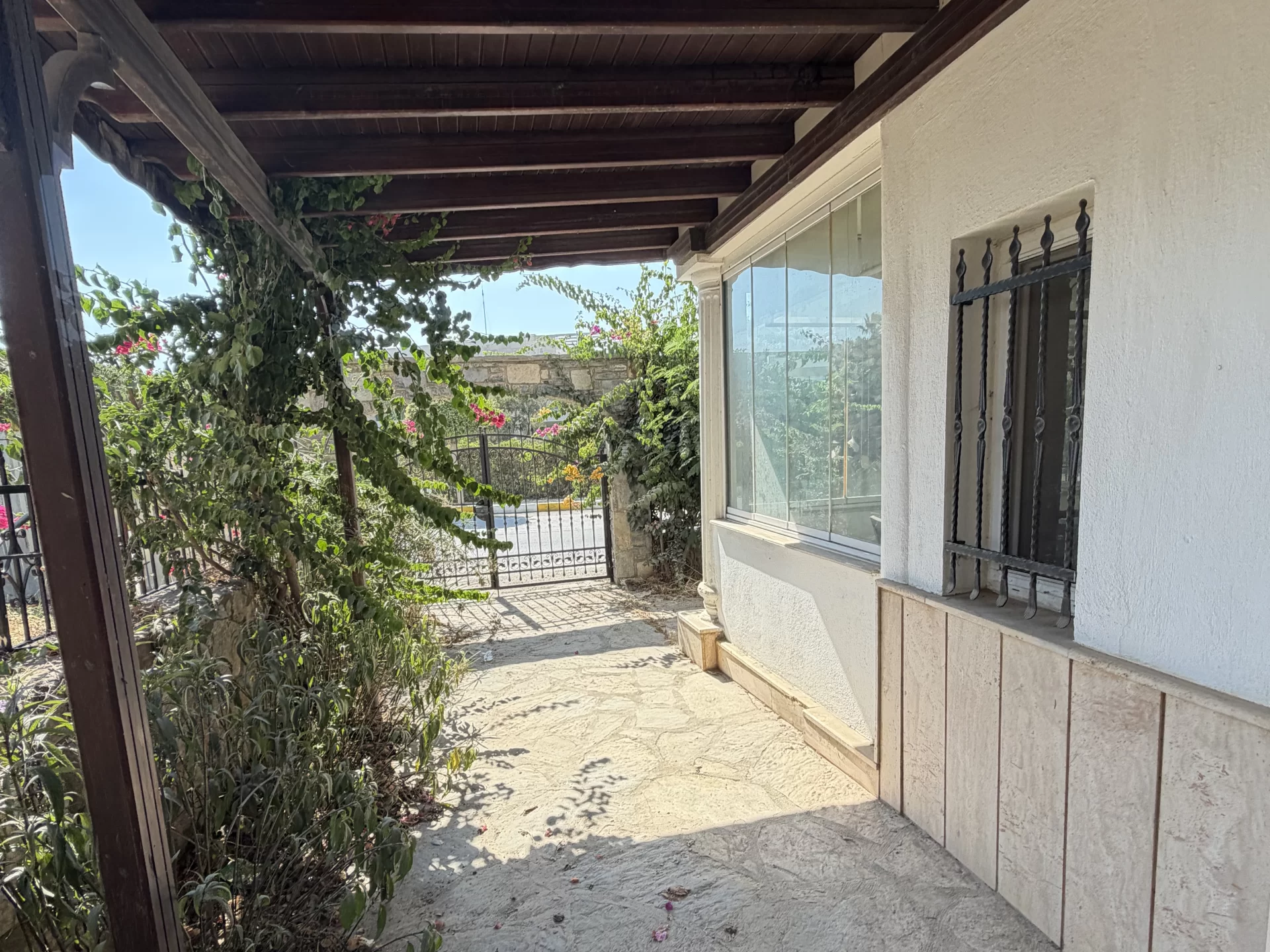 BODRUM SWİSS OTEL YANI TURGUTREİS VİLLA