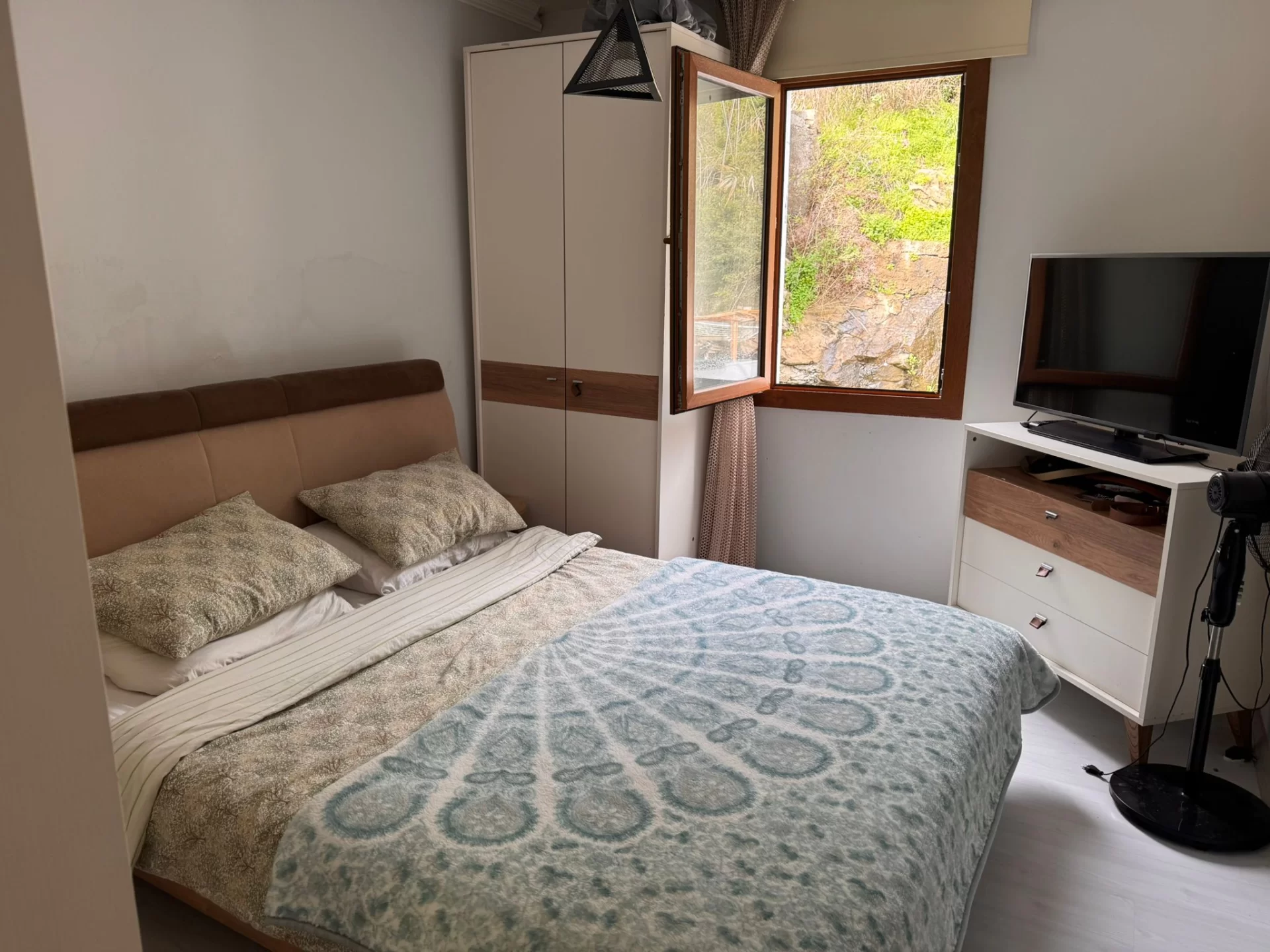 Yokuşbaşı'nda Eşyalı, Manzaralı, Bakımlı 2+1 Üst Kat Daire