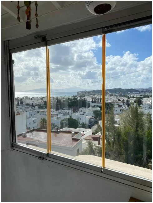 BODRUM YOKUŞBAŞI SİTE İÇİNDE DENİZ MANZARALI 2+1 ÜST KAT DAİRE