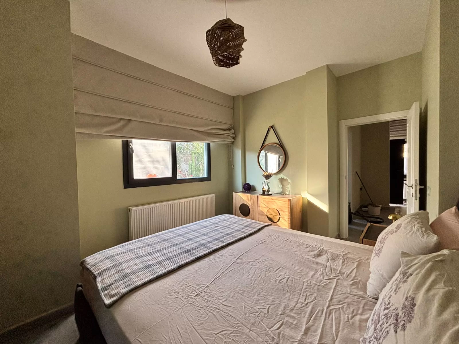 Bodrum Yakaköy’de Dibeklihan Karşısı Eşyalı 2+1 Kiralık Bahçe Katı